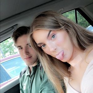 Meet your Posher, Sam